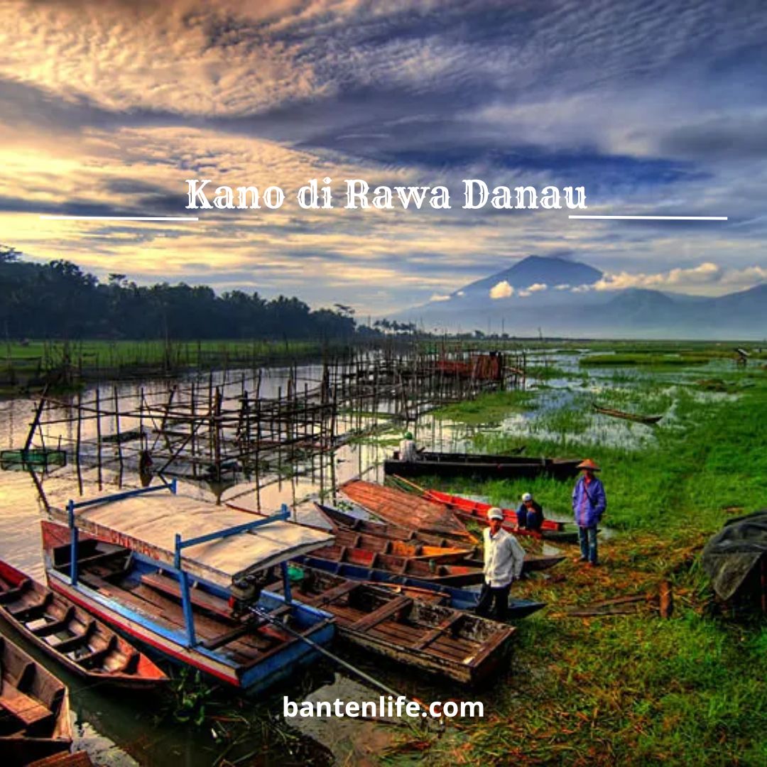 Kano di Rawa Danau di Banten