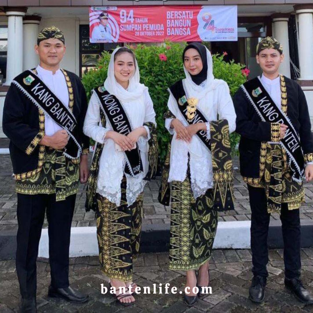 Modernisasi Pakaian Tradisional Banten